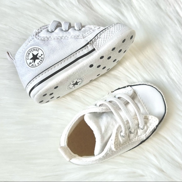 White infant converse runners - Picture 5 of 6